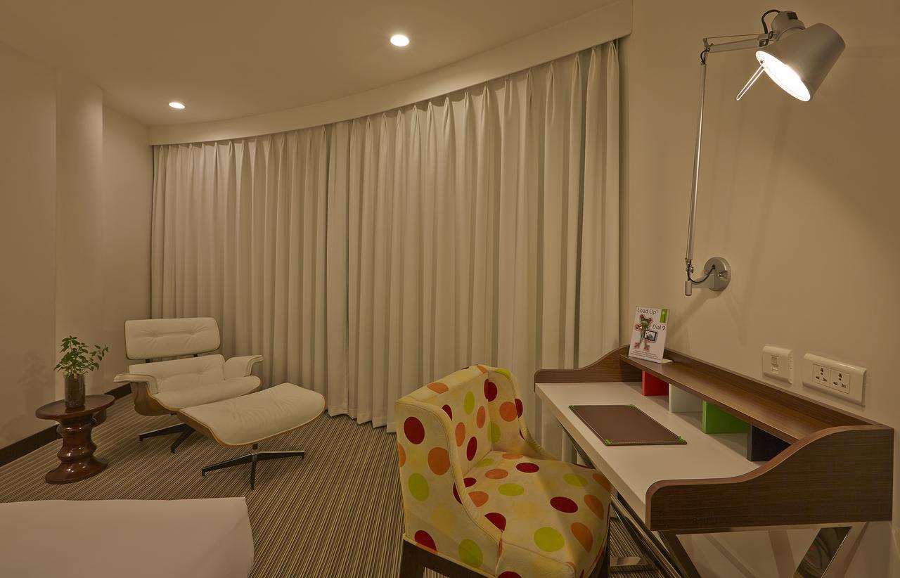 K10 Hotel Vadodara Eksteriør bilde